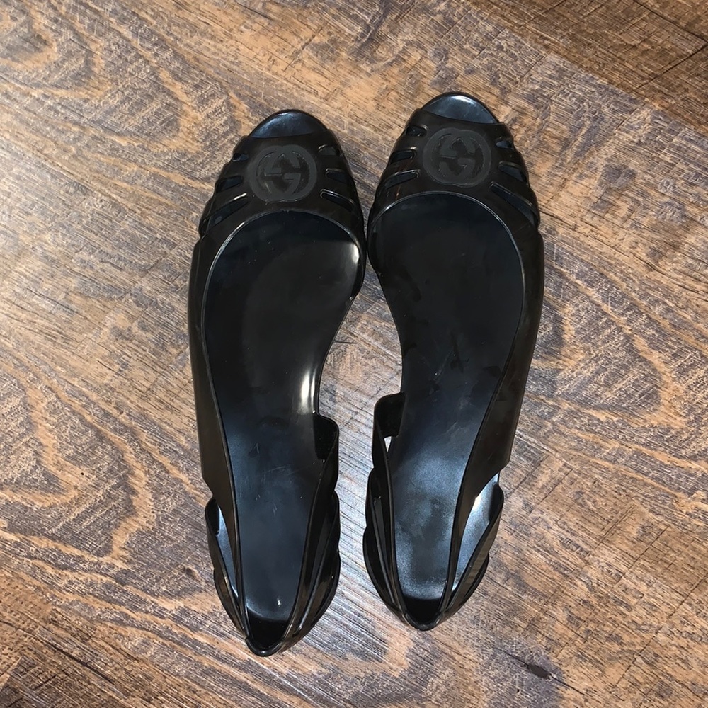 Gucci flats